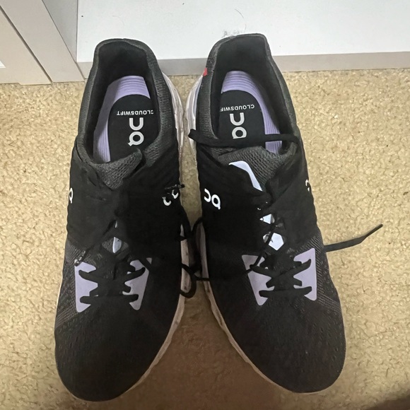 Oncloud Swifttech purple and black, women’s size 8.5 - Picture 2 of 4